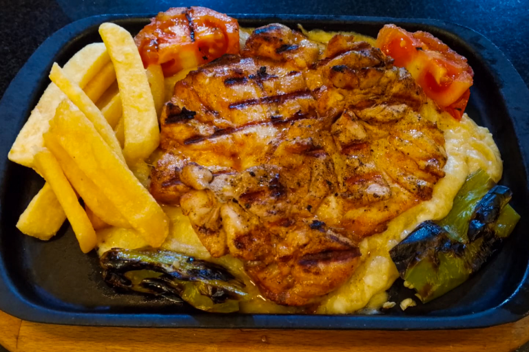 BEĞENDİLİ PİLİÇ TAVA - PAN-FRIED CHICKEN WITH EGGPLANT PUREE