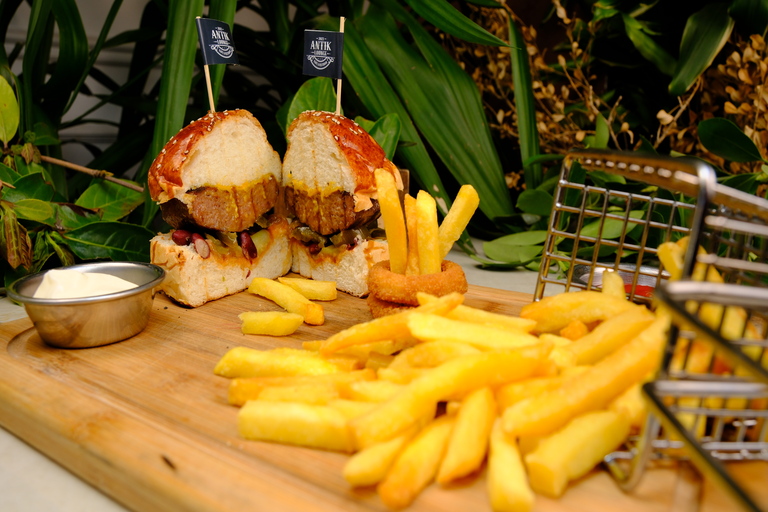MEKSİKA BURGER - MEXICAN BURGER