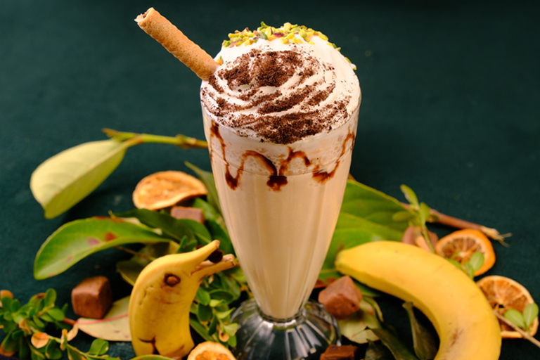MUZLU MİLKSHAKE - BANANA MİLKSHAKE