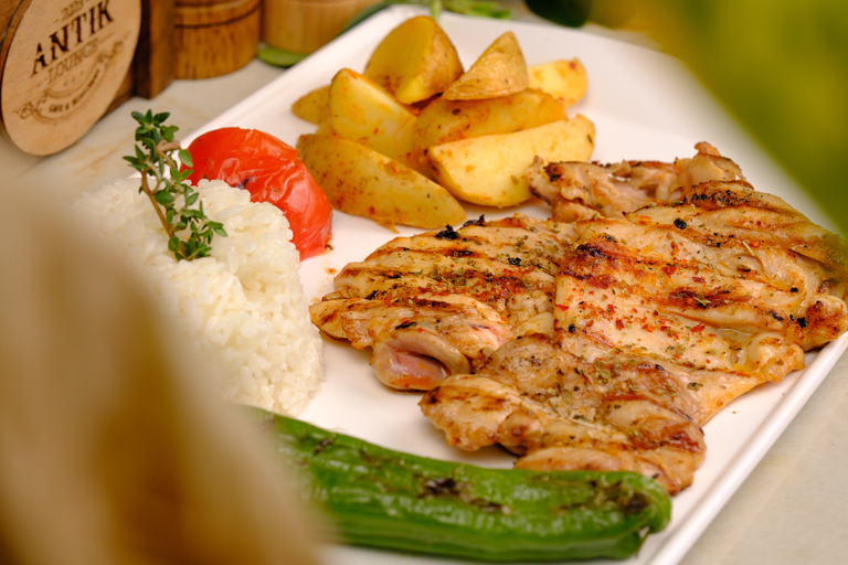 TAVUK KÜLBASTI - GRILLED CHICKEN THIGH